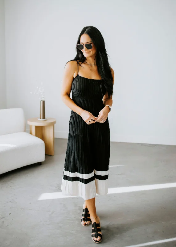 Kenzie Pleated Maxi Dress